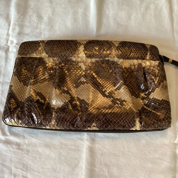 Mr. Jay’s Skin Clutch - Picture 2 of 9